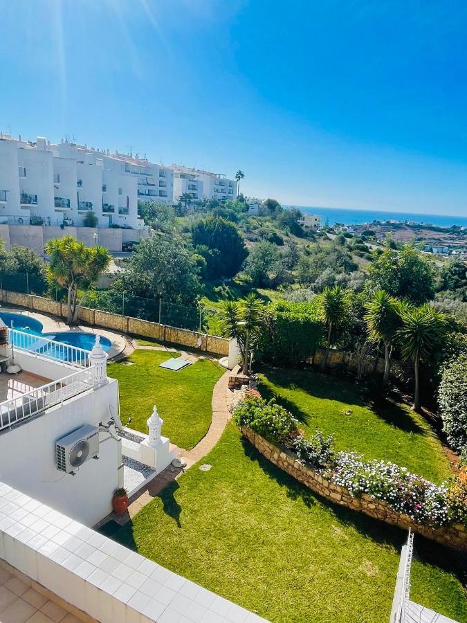 Ocean View Skyline Apartment ‚Hakuna Matata' Албуфейра Екстериор снимка